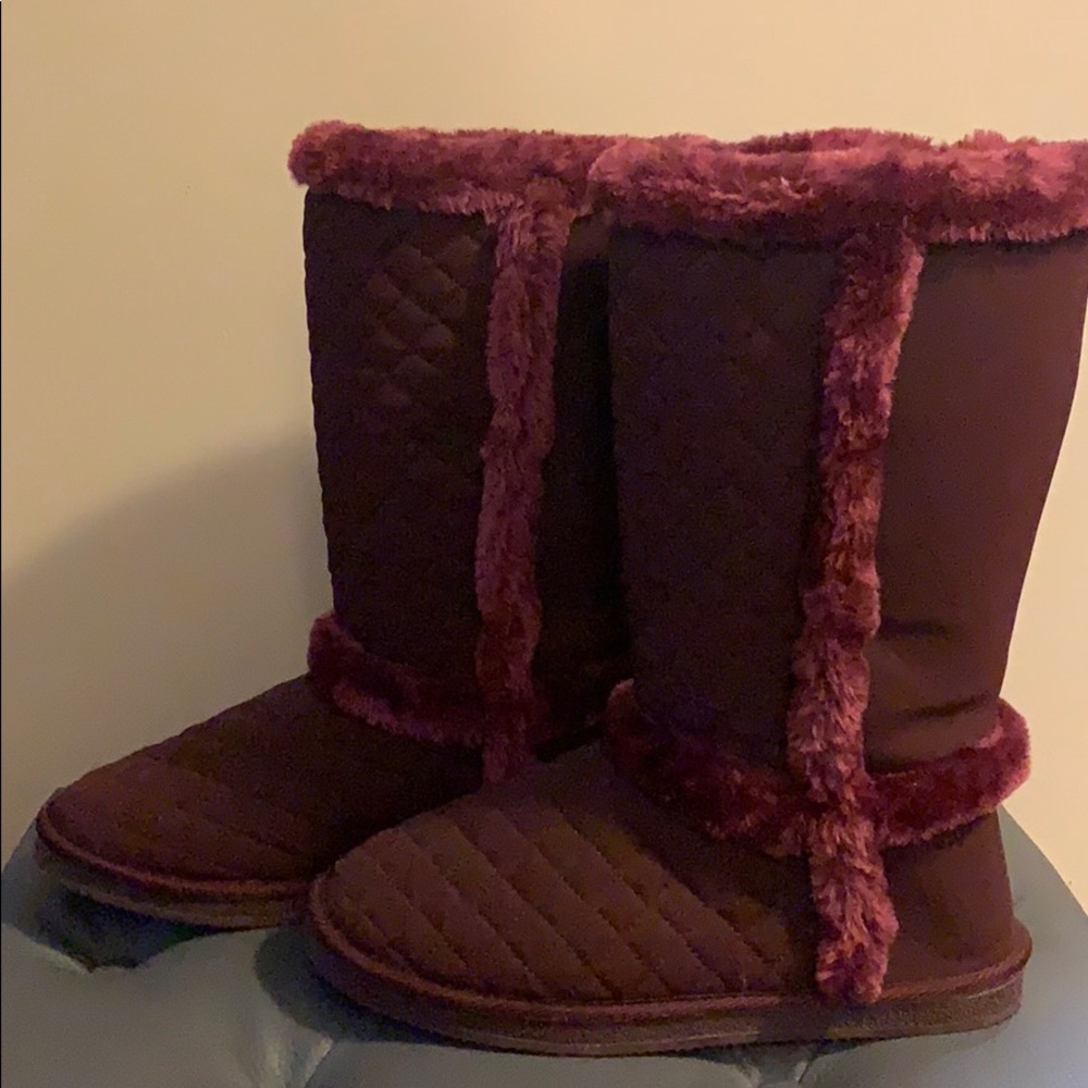 Burgundy JustFab Winter Boots
